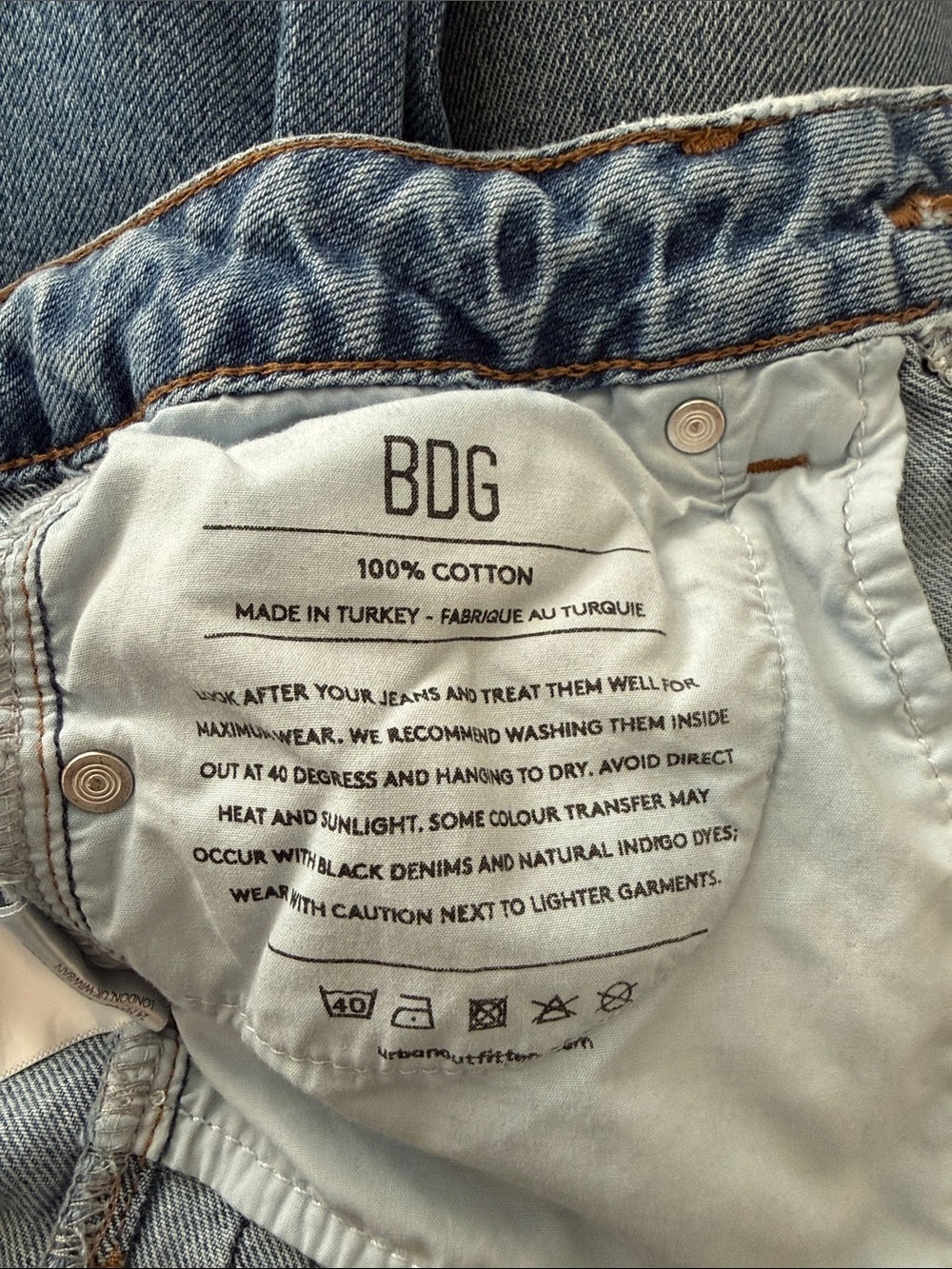 BDG Urban Outfitters High Rise Women’s Mom Jeans // 100% Cotton // Women 27 - Picture 11 of 14